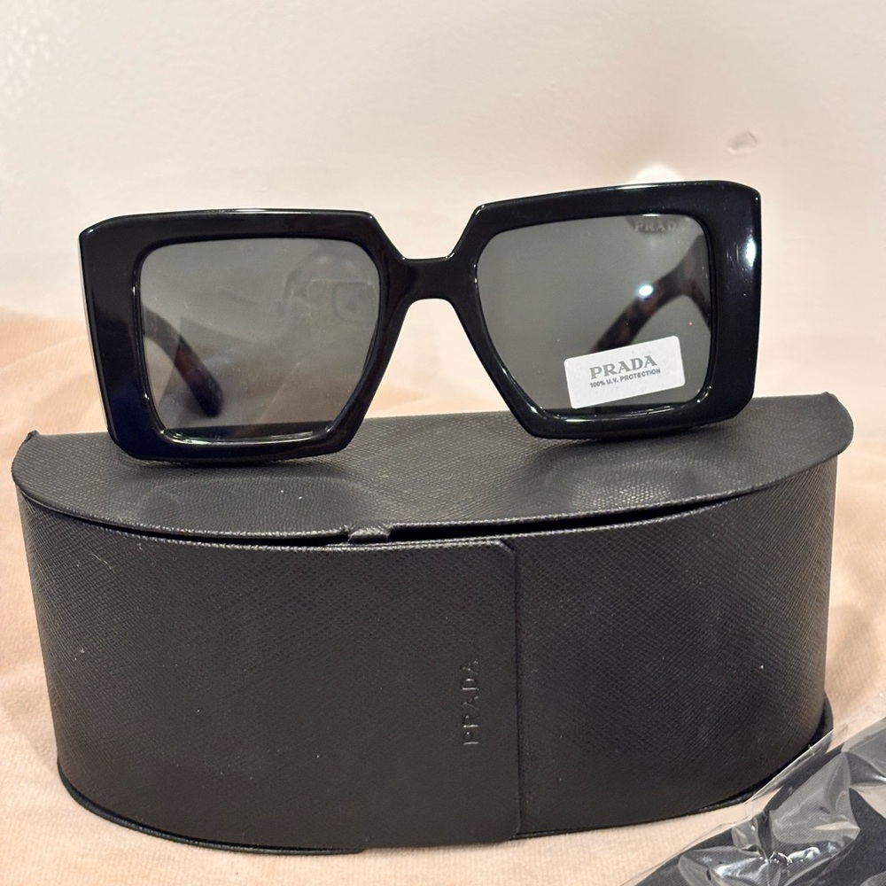 PRADA PR 23YS Black & Pink Tortoise Shell Sunglasses NWT RETAIL $600+ - Picture 5 of 12